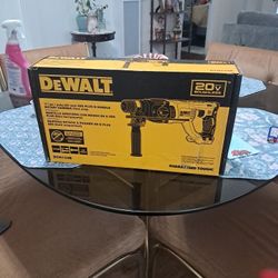 DeWalt 20V Brushless Rotary Hamner