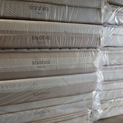 Saatva 14" Pillow Top Mattress Luxury Firm King 