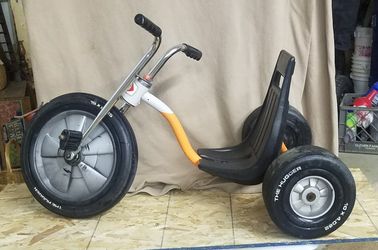 Vintage Big Wheel Tricycle Big Antique Tricycle Rusty Tricycle