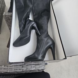 High Thigh Boots Black 