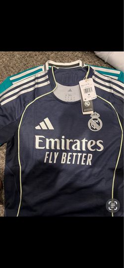 Real Madrid size M authentic