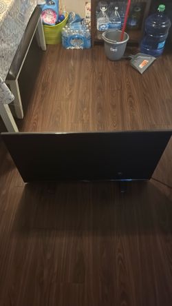 Insignia TV