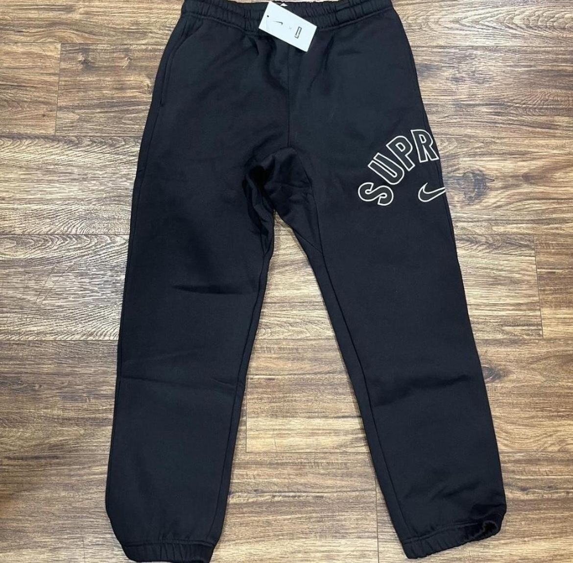 Supreme x Nike Arc Sweatpant