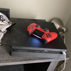 Ps4 with Controller 