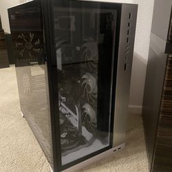 Custom PC – i7-11700K / 32GB DDR4 / EVGA 750W / Lian Li O11 White