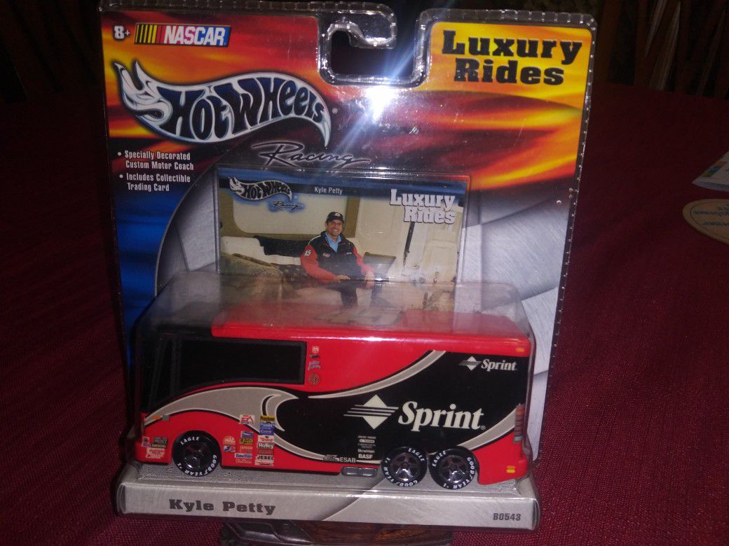 Kyle Petty #45, Luxury Motorhome RV.. VERY RARE!
