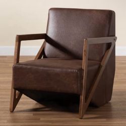 New Mid Century Modern Lounge Chair