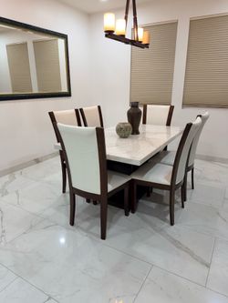 Modern Dining Room Set