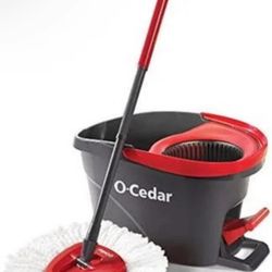O-Cedar Mop & Bucket (extra fills included)