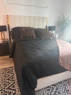 Queen bed frame 350