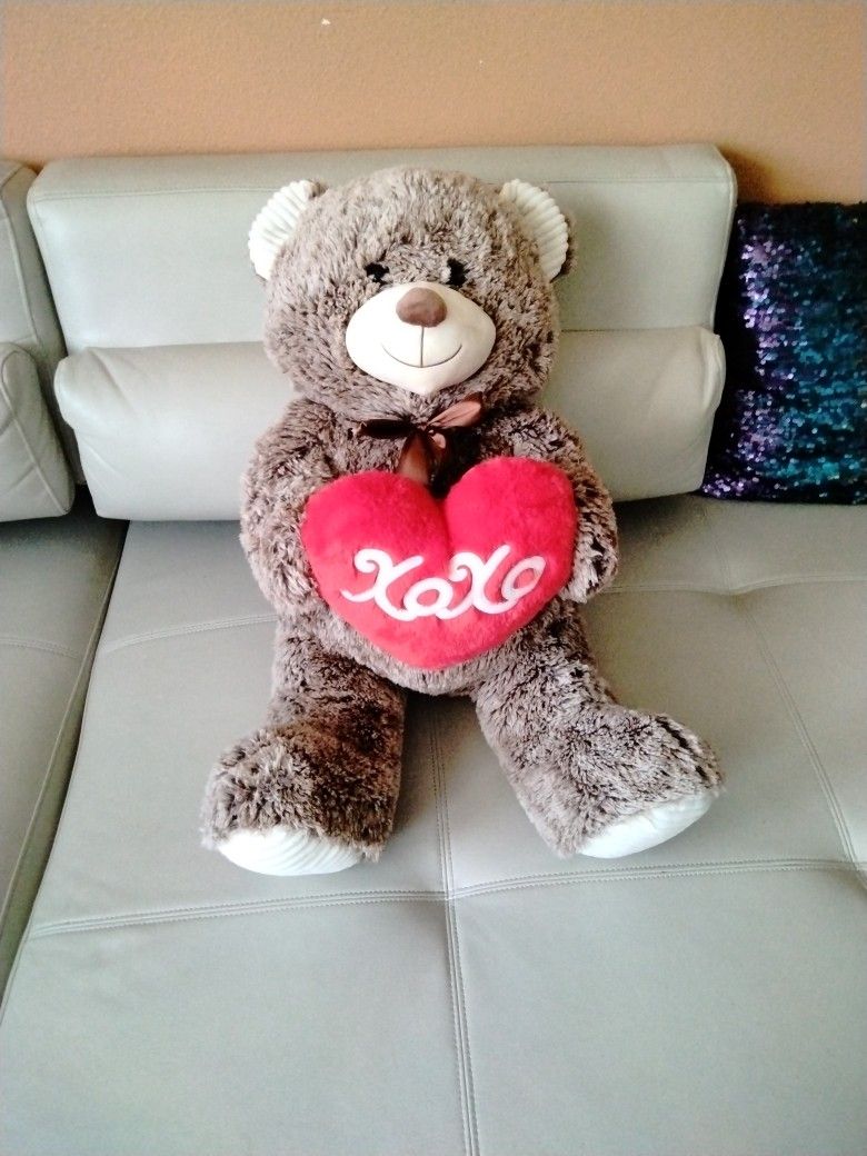 Teddy Bear 32 Inches Tall $30 Or Make Offer