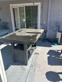 Outdoor table and chairs