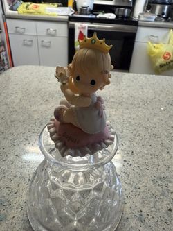 Precious Moments Figurine 
