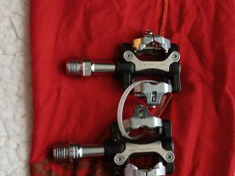 Bike clip on pedals