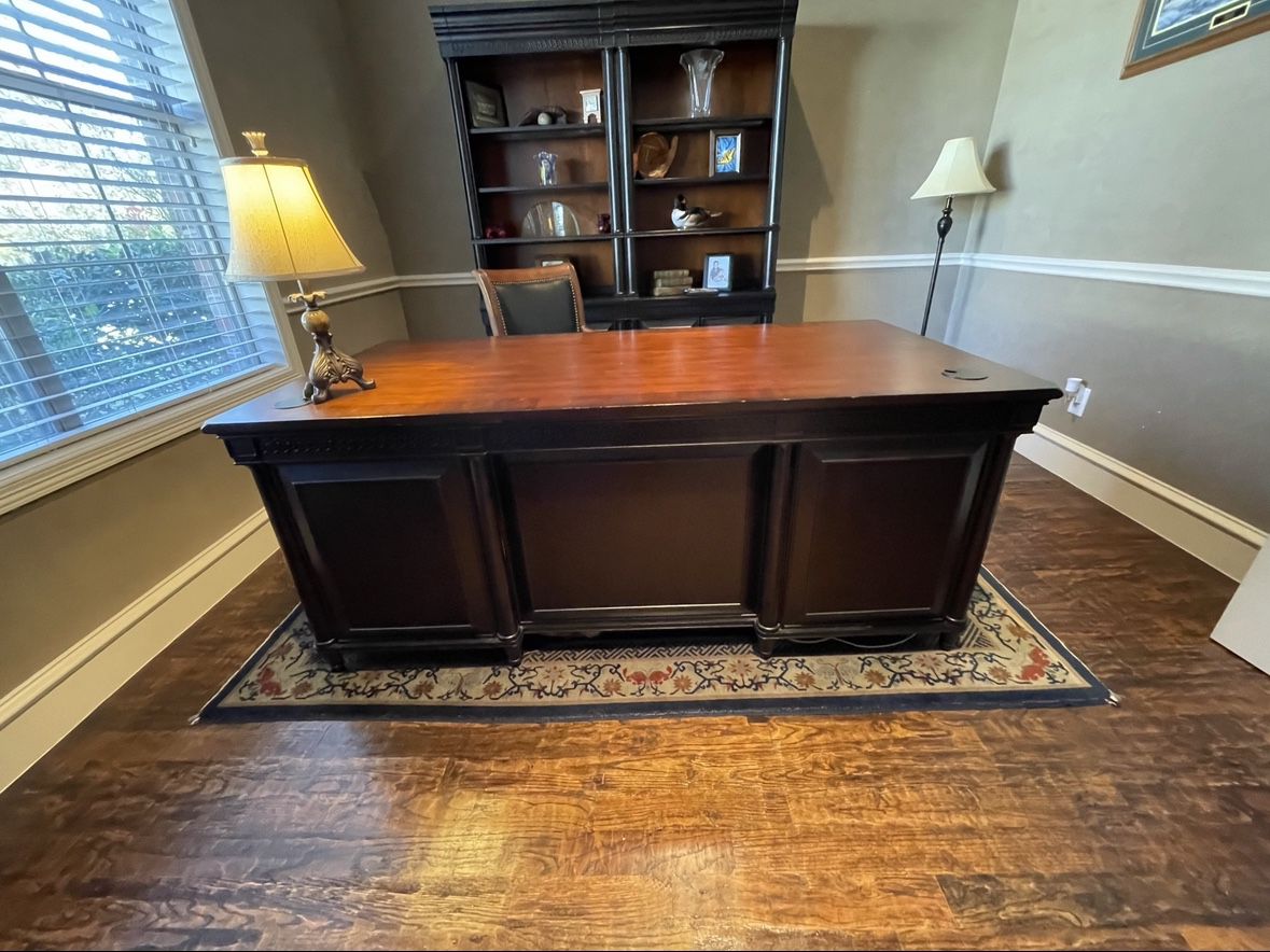 Aspen Home Executive Desk, Lateral File