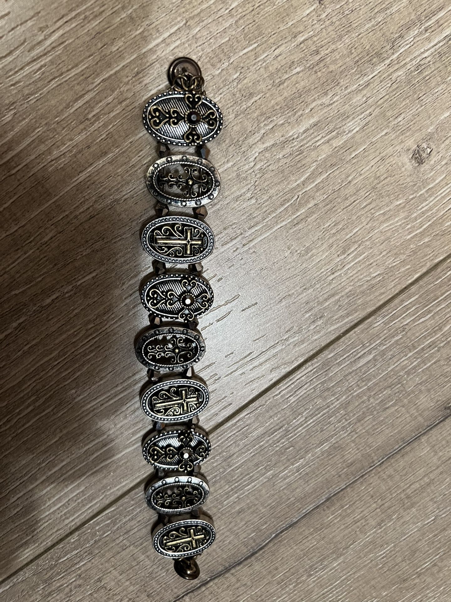 Beautiful Cross Bracelet 