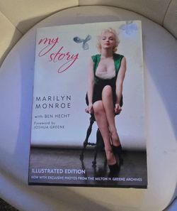 Marilyn Monroe hardback book