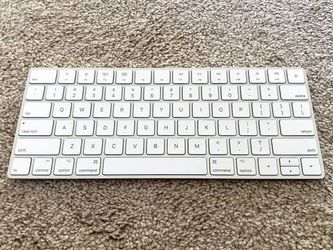 Apple Magic Keyboard 2 Bluetooth Wireless A1644, Rechargeable