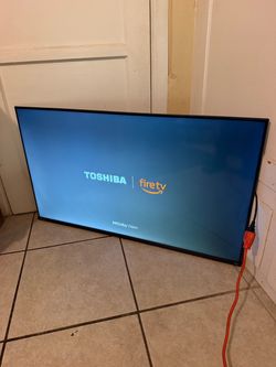 43” Toshiba Fire TV Smart TV + Alexa Remote & Wall Mount