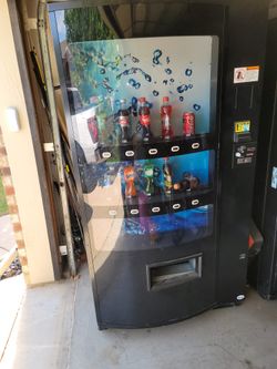 Snack And Drink Vending Machines