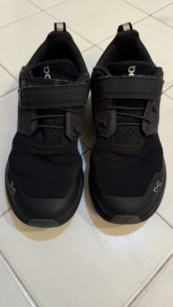 On Cloud Kids Shoes
