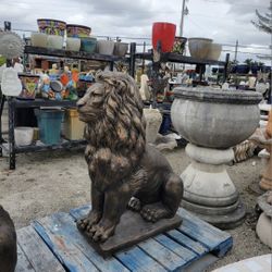 Concrete Large Lion Statue / Cement Garden Lions
