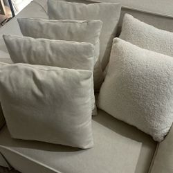 Set Of Throw Pillows 