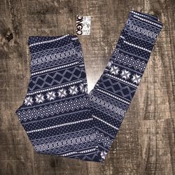 Women/Junior Snowflake Leggings
