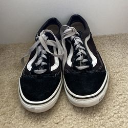 Stripped Black Vans