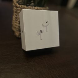 AirPod Pro 2nd Generation With MagSafe Charging Case 