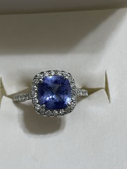 Diamond & Tanzanite 14 Kt White Gold