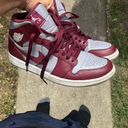 jordan 1 mid
