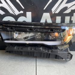 Honda Pilot Left Driver Headlight Oem