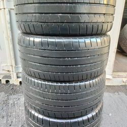 245/40/17 MICHELIN