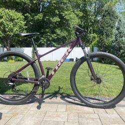 Trek marlin online mulberry