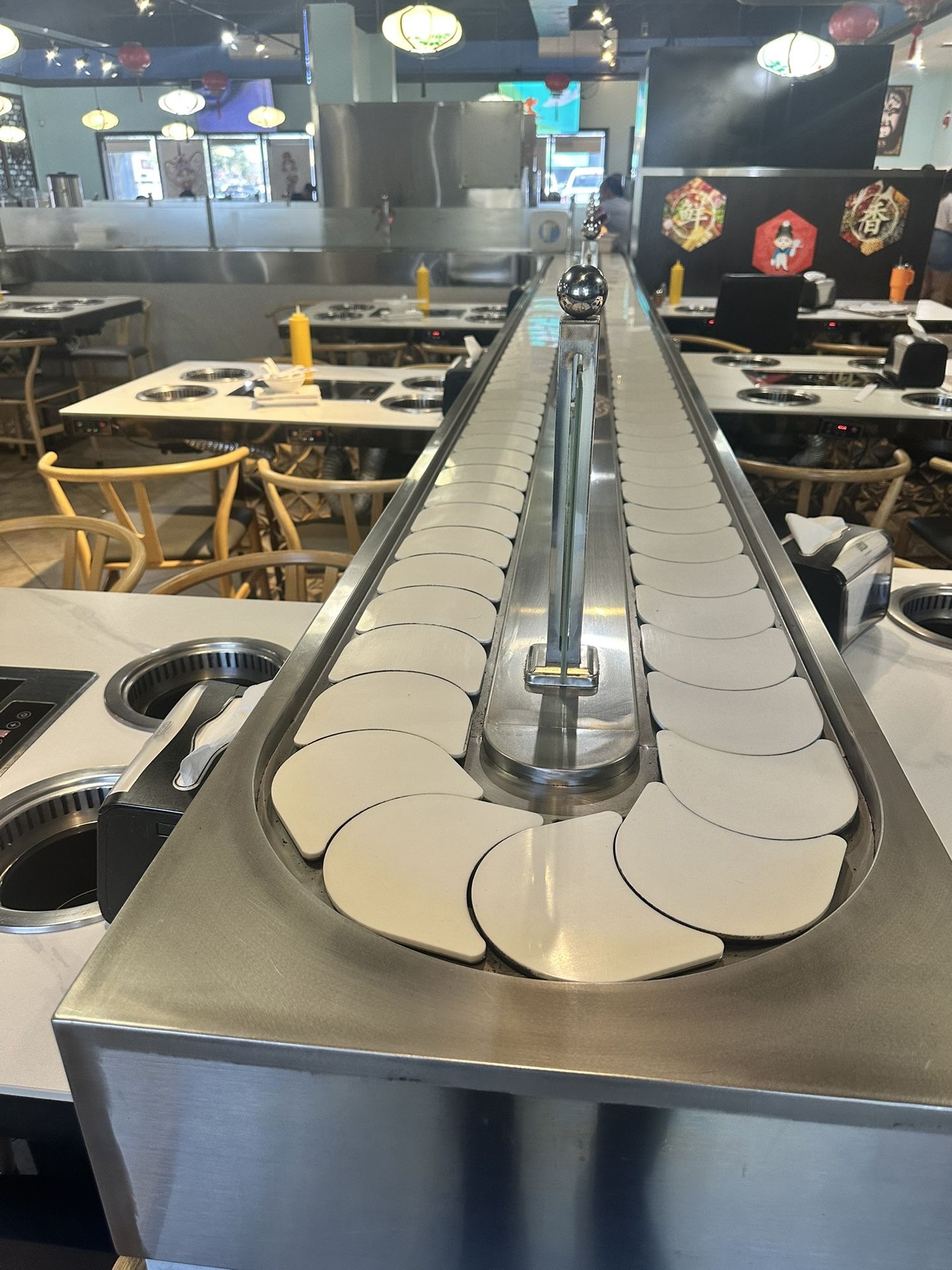 Conveyer Belt For Restaurant