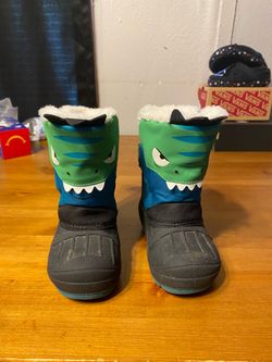 Boy snow boots 7C