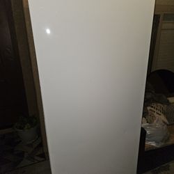 Ge Freezer In Perfect Condition Like New 
