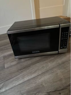 Black and decker microwave