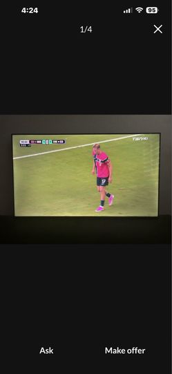 4 - 32 inch TCL and Hisence Roku tvs