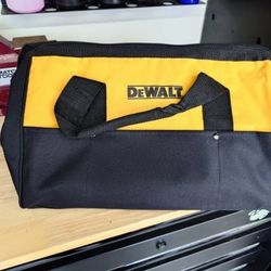 Dewalt 16" Large Tool Bag (No Tools)