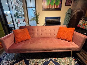 Cute Pink Sleeper Sofa / Day Bed