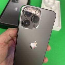 iPhone 13 Pro Max 256gb unlocked for any carriers ( Liberado )