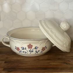 Vintage 1970s Hearthside Cumberland Brambleberry Floral Stoneware Casserole 2 Qt