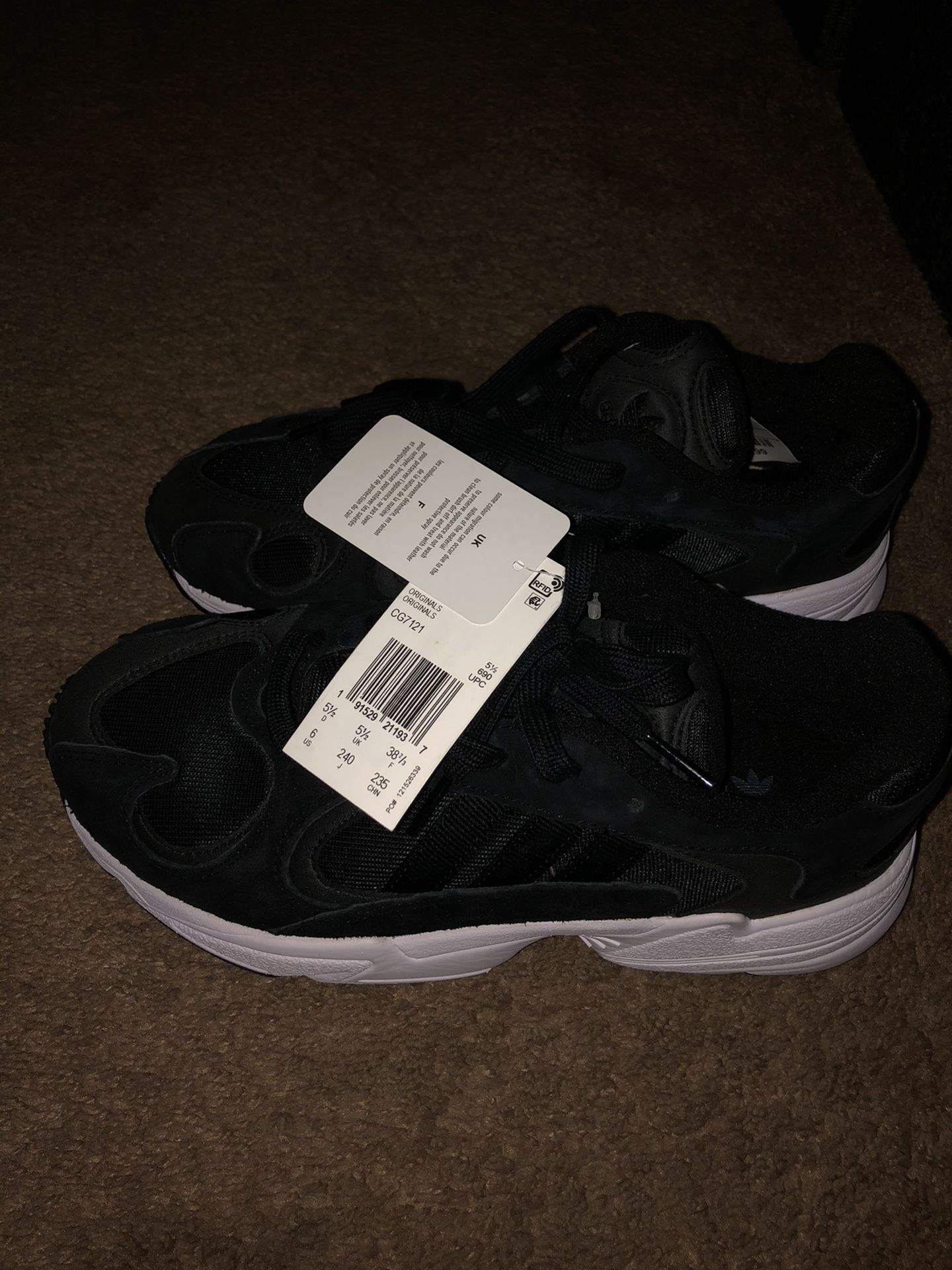 Adidas Yung Women size