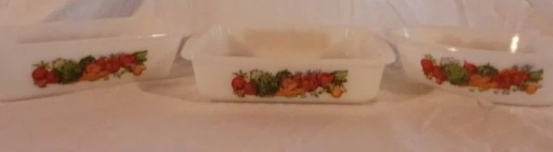 Vintage 3 Piece Glassbake Milk Glass