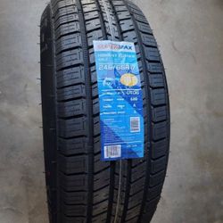 245/65/17 Brand New Tires Set 