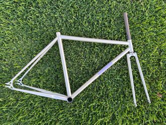 LIVERY TRACK FRAMESET
