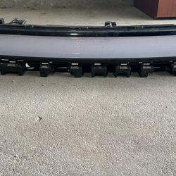 2022-2024 RIVIAN R1T R1S FRONT CENTER HEADLIGHT LAMP BAR LED OEM PT00000466-N