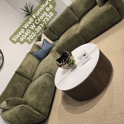 ✨️XL Sectional Sofas✨️ Furniture Queen Bedrooms, Dining Avail